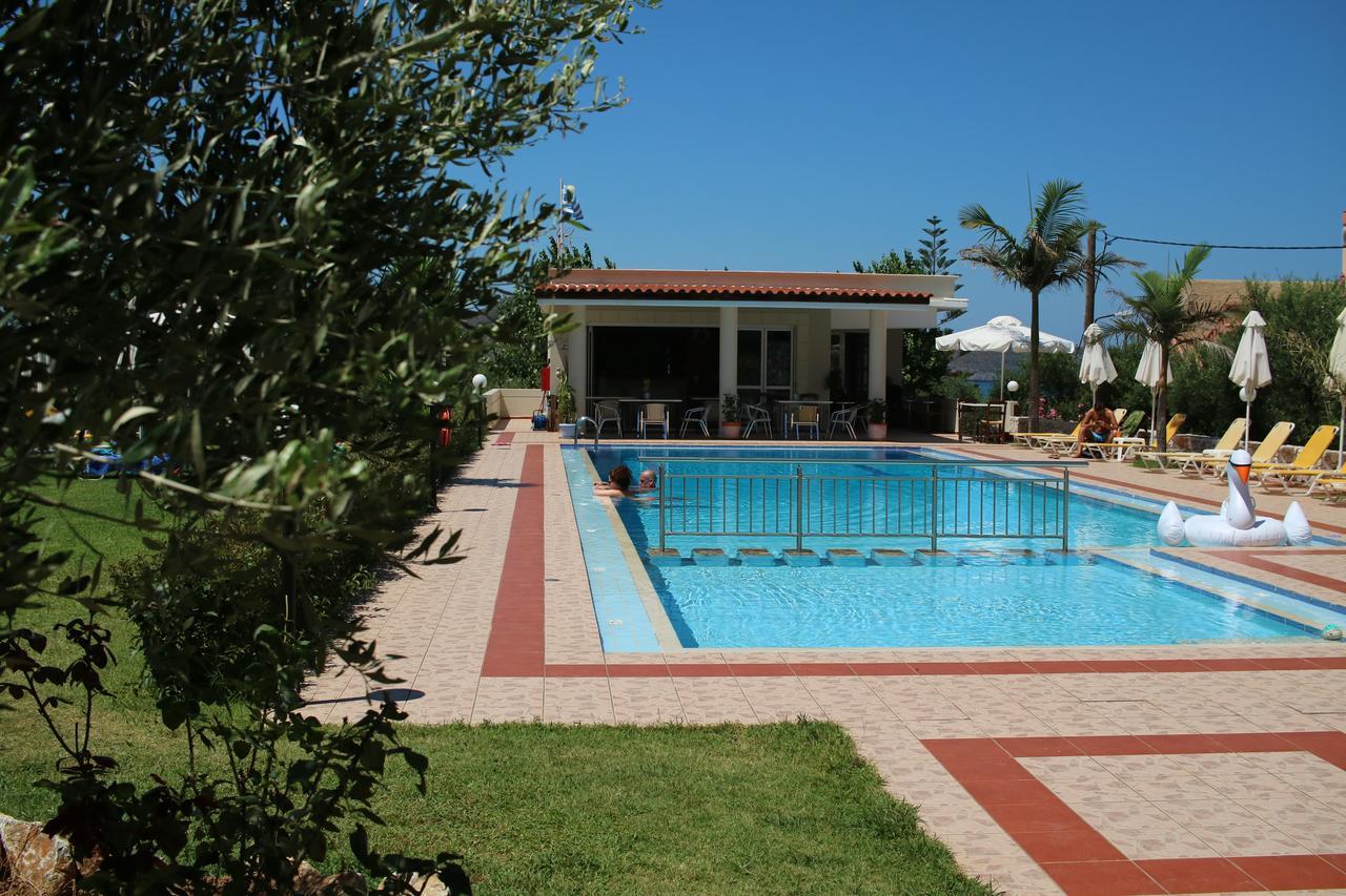 Merabello Apartments Agia Marina  Luaran gambar